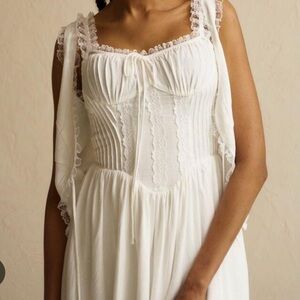 Elegant White Midi Dress